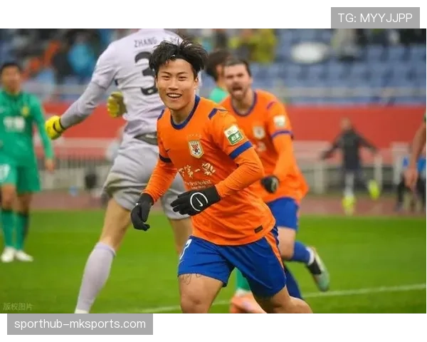 克雷桑传射绝杀国安 获评中超联赛第二轮最佳球员 克雷桑传射绝杀国安 获评中超联赛第二轮最佳球员